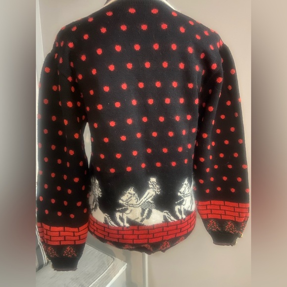 Vintage Cullinane Black with Red Polka Dot Sweater And Horse Design - Picture 3 of 13